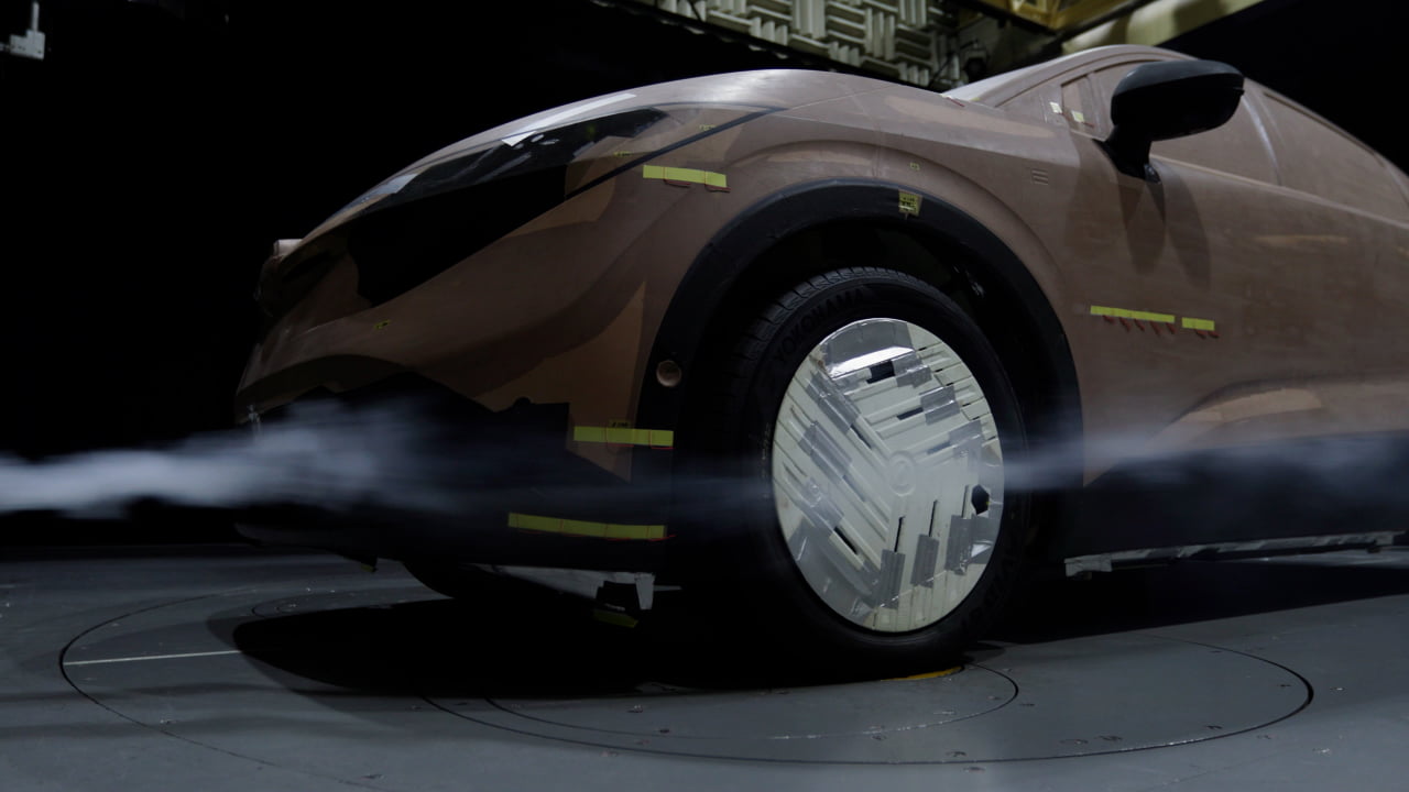 エピソード1：なめらかで大胆、考え抜かれたデザイン