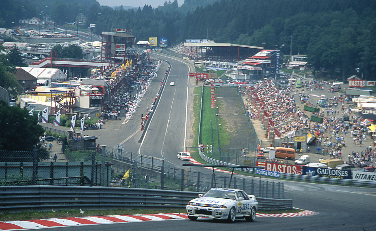 Nissan R32 Skyline GT-R