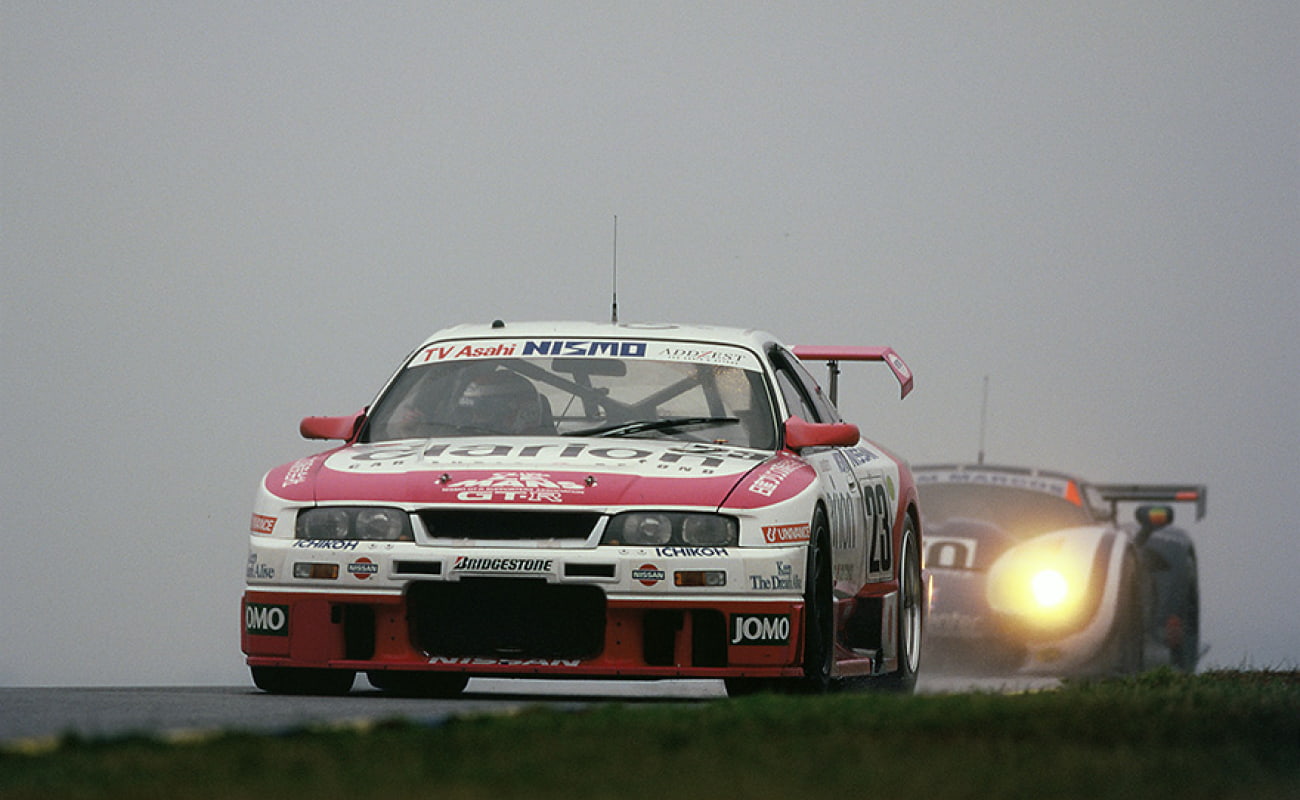 Skyline GT-R (R33LM)