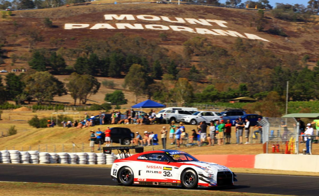 2014 Bathurst 12 Hour race