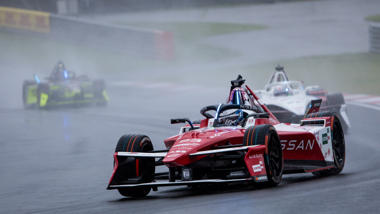 オリバー ローランド