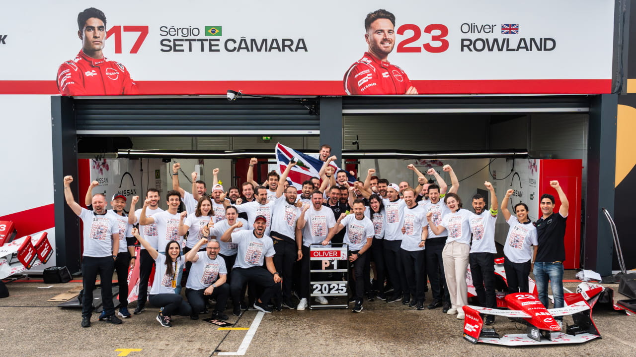 日産フォーミュラEチーム