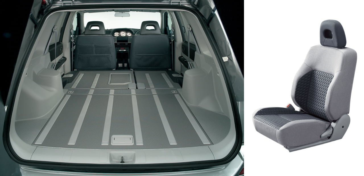 初代「エクストレイル」インテリア