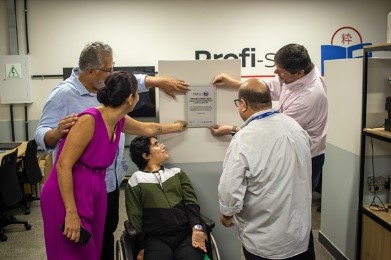 学校支援プログラム「Profi-san」